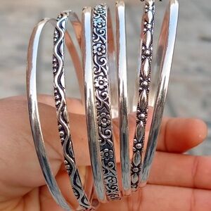 Set of 7 sterling silver Bangle Set